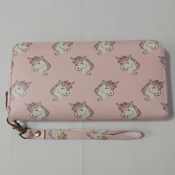 Ardene Pink Unicorn Wristlet Wallet - Picture 2 of 16